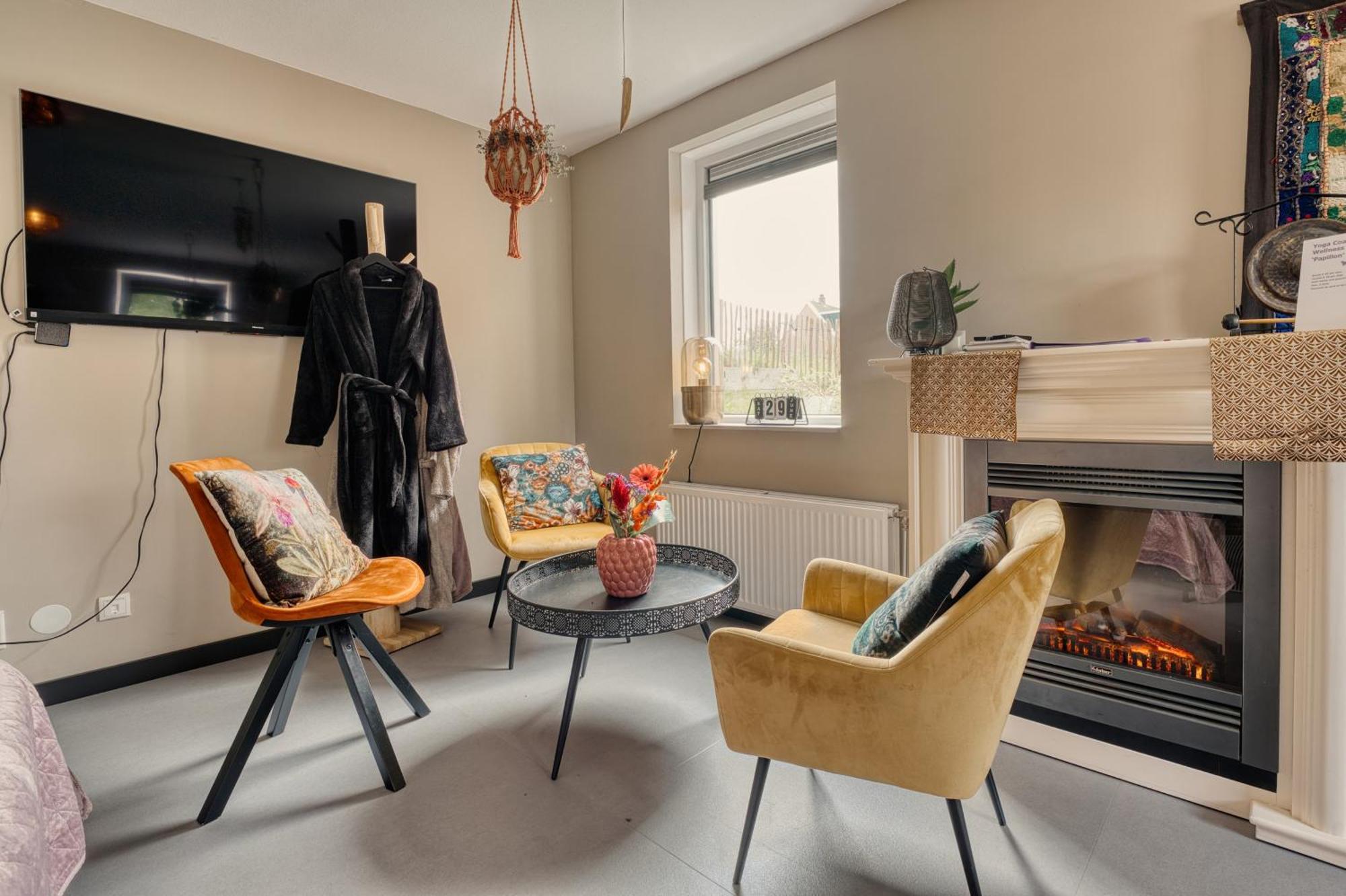 Appartement Ycw 'Papillon' Rijnsaterwoude Esterno foto